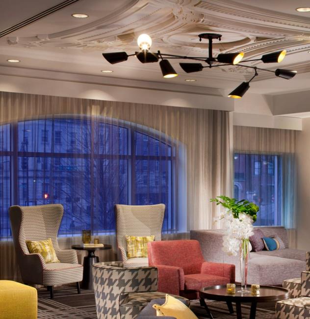Commonwealth Lounge