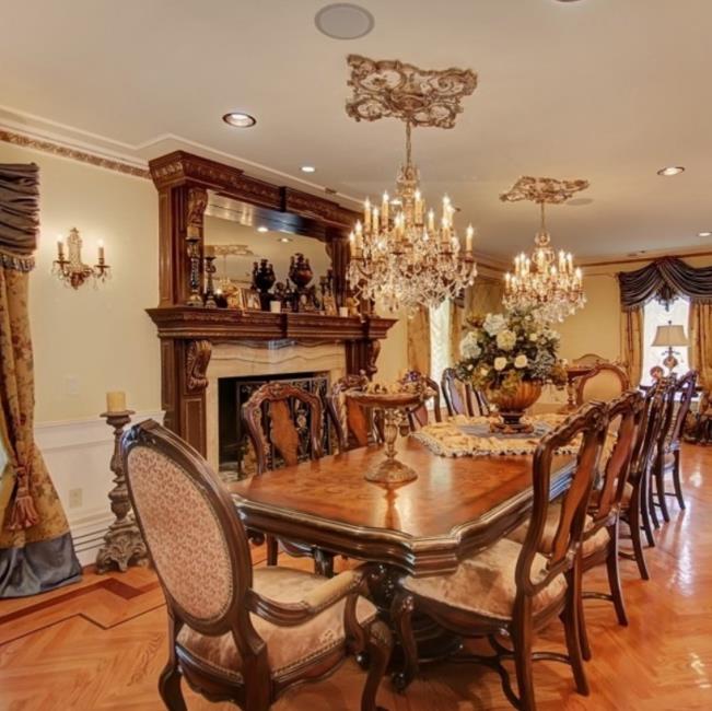 RHONJ Dining Salon